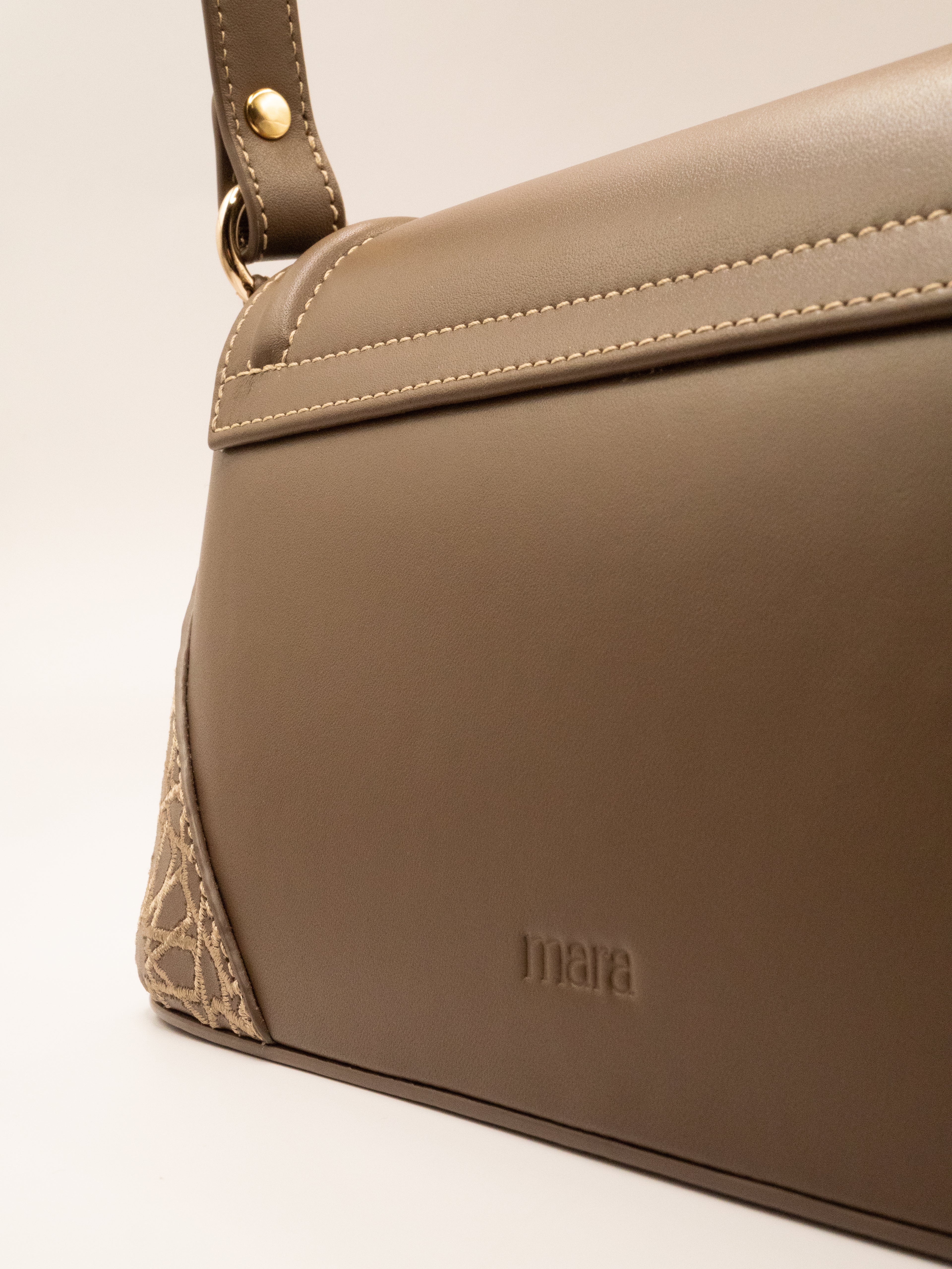 ZAYNA Bag - Taupe